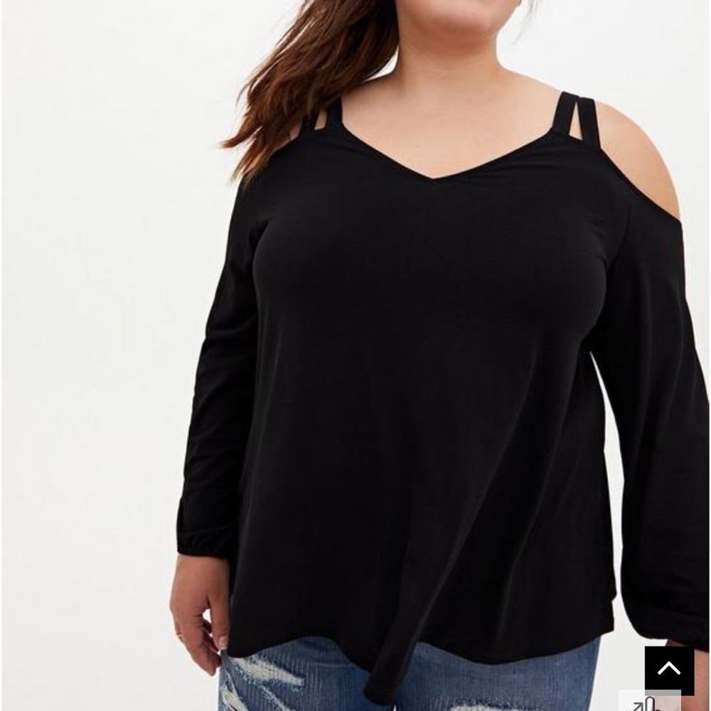 Torrid Knit Crepe V-Neck Cold Cutout Cold Shoulder Top